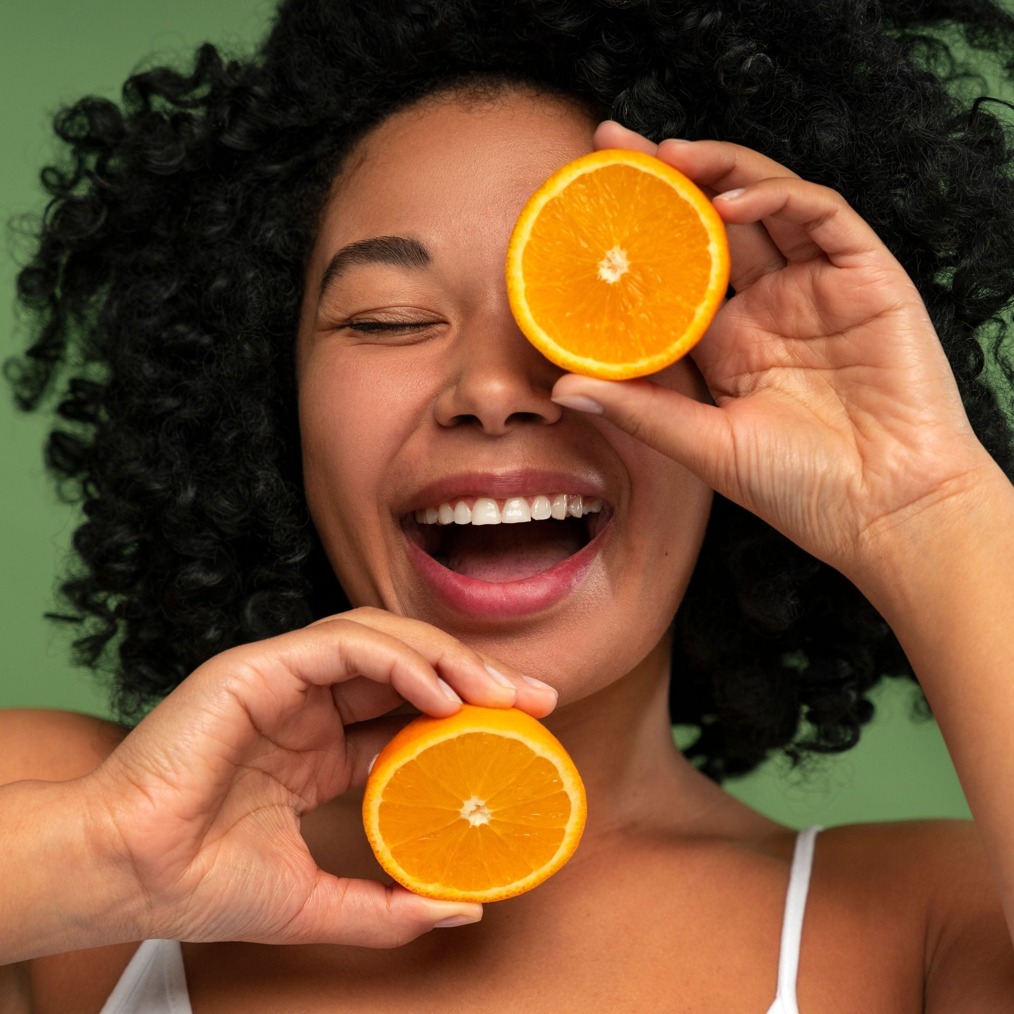 How Antioxidants and Collagen Work Together to Slow Aging and Boost Wellness