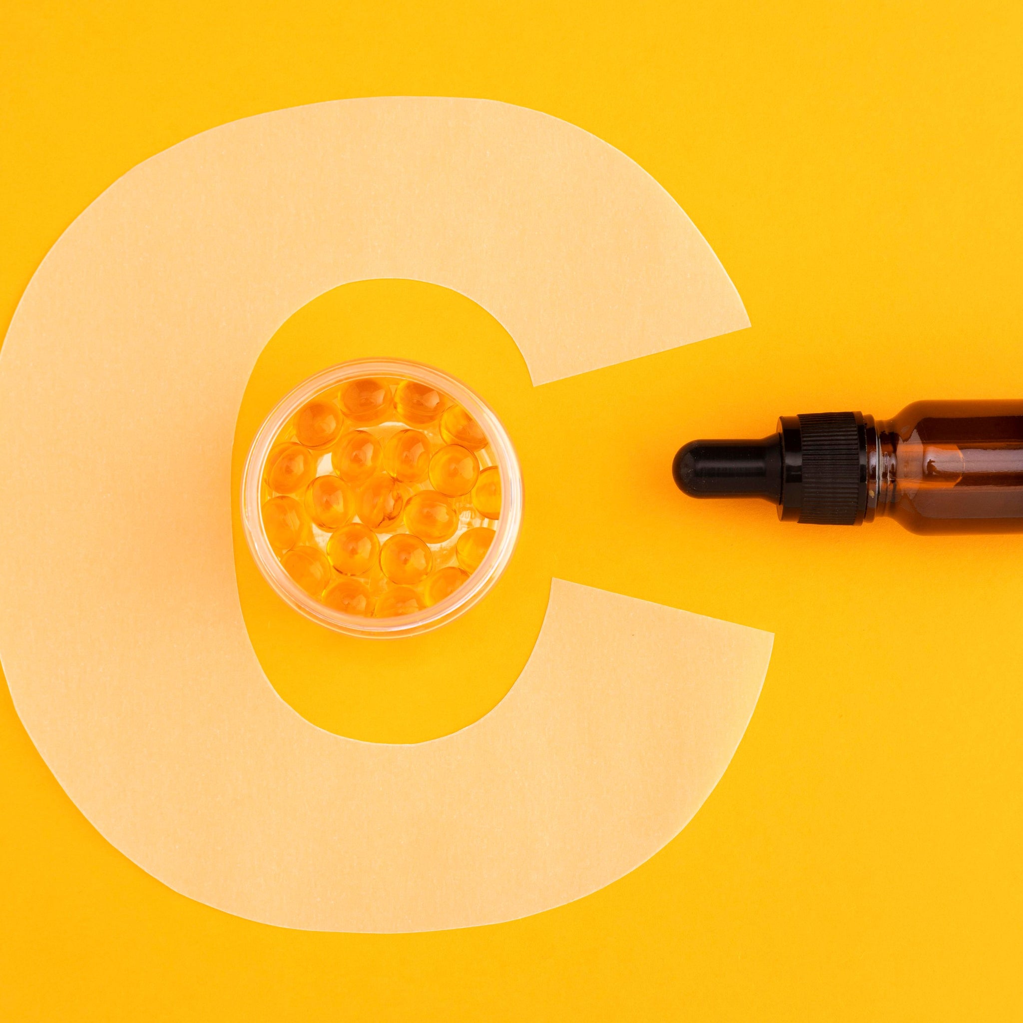 Glow Deeper: How the Best Collagen Supplements in Singapore Use Vitamin C to Glow Better