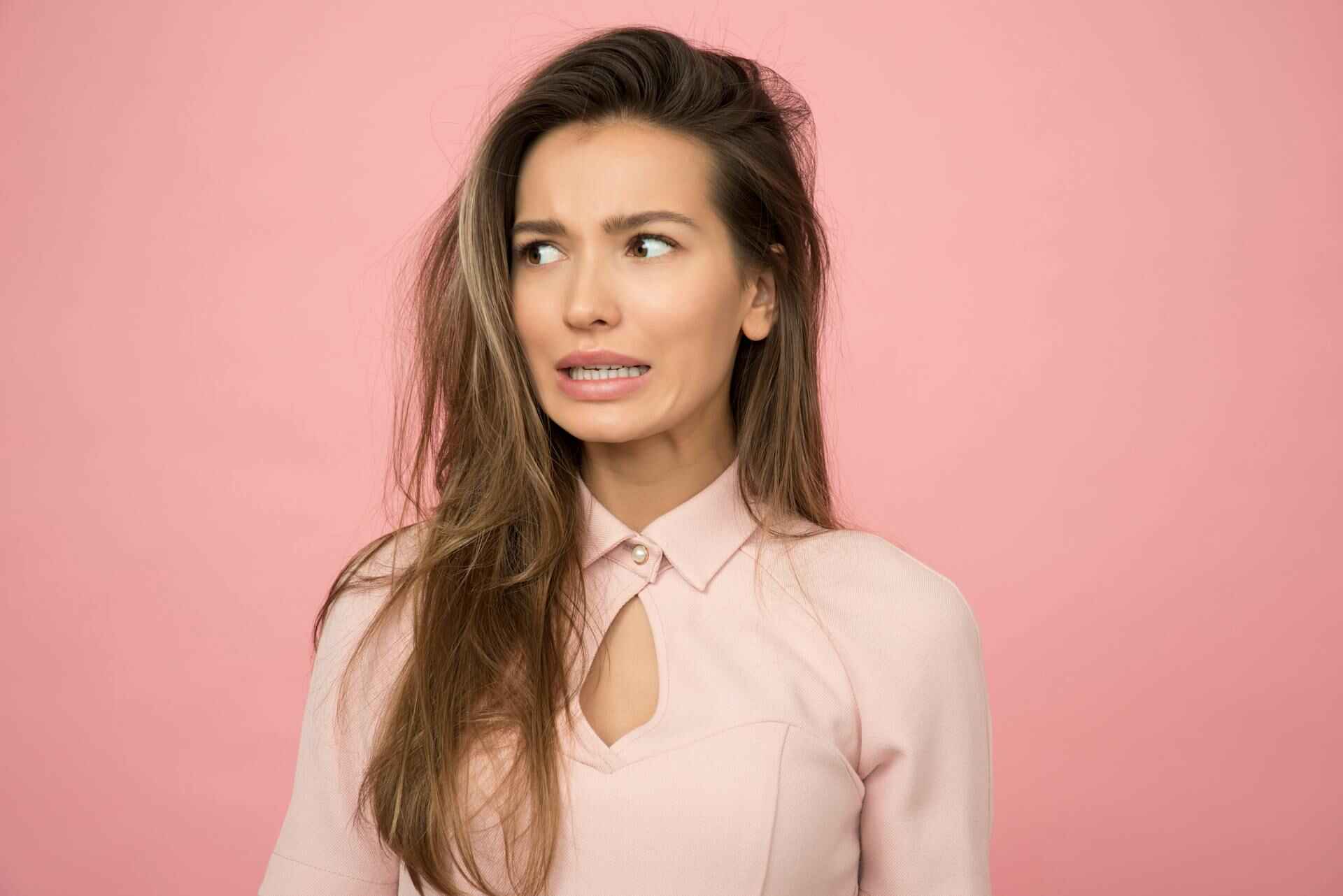 confused; pink; who should take collagen supplements; collagen for beauty; why collagen; benefits of collagen